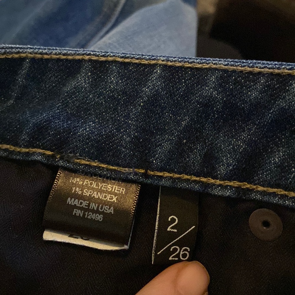 NWT Parker Smith fabulous distressed jeans. So great and classy. - Picture 12 of 15